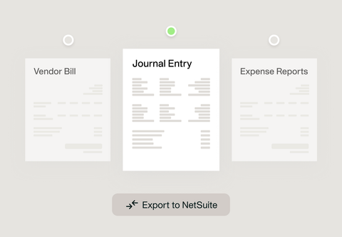 Image showing a conversation between an employee and the Payhawk Travel Agent